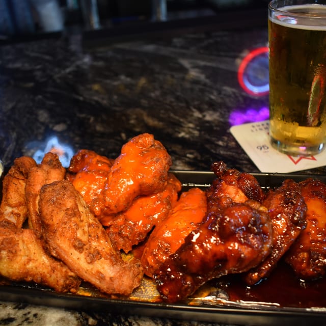 BACHI DOUBLE FRIED WINGS 20 PIECE.